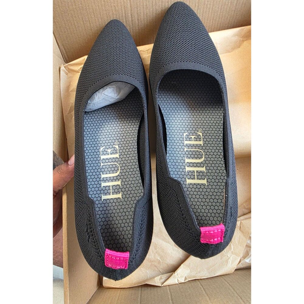 NWT HUE Sofia Liflat Black Knit Pointed Toe Ballet Flats Pink Heel Tab Size 9.5